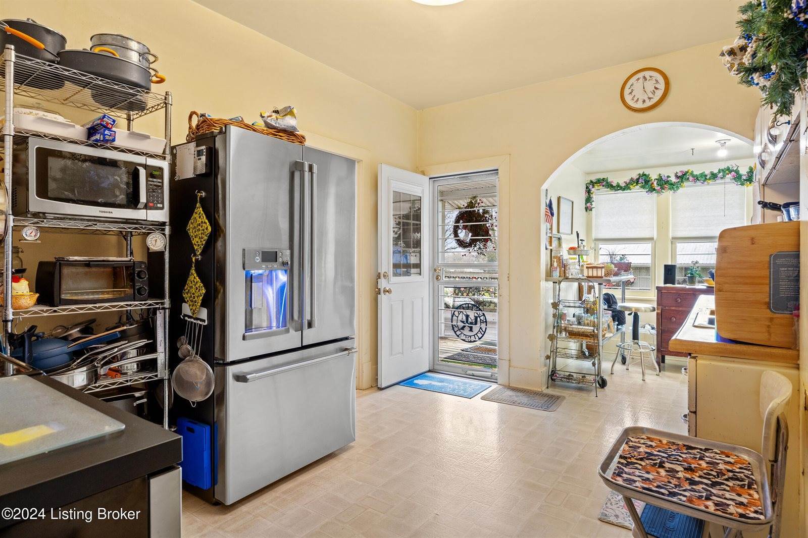 1756 Veechdale Rd, Simpsonville, KY 40067