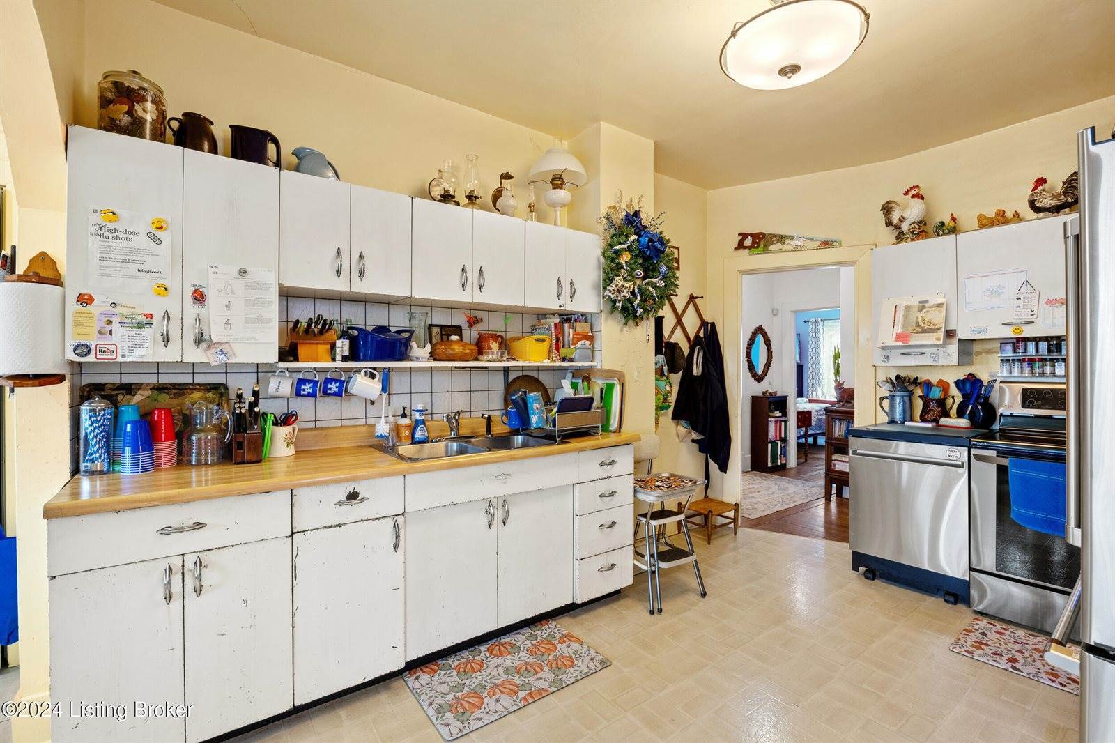 1756 Veechdale Rd, Simpsonville, KY 40067