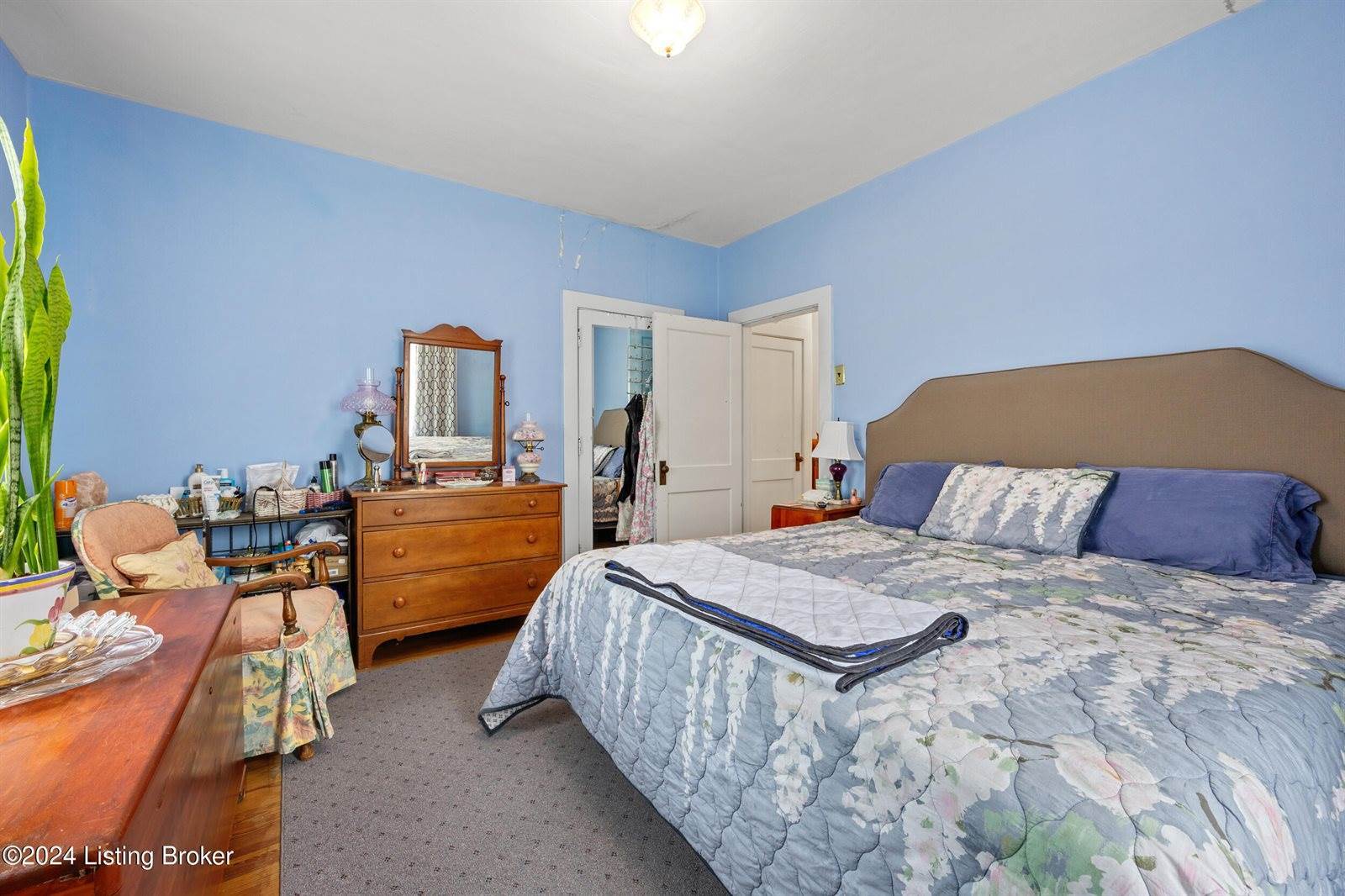 1756 Veechdale Rd, Simpsonville, KY 40067