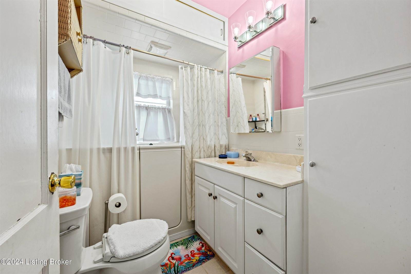 1756 Veechdale Rd, Simpsonville, KY 40067