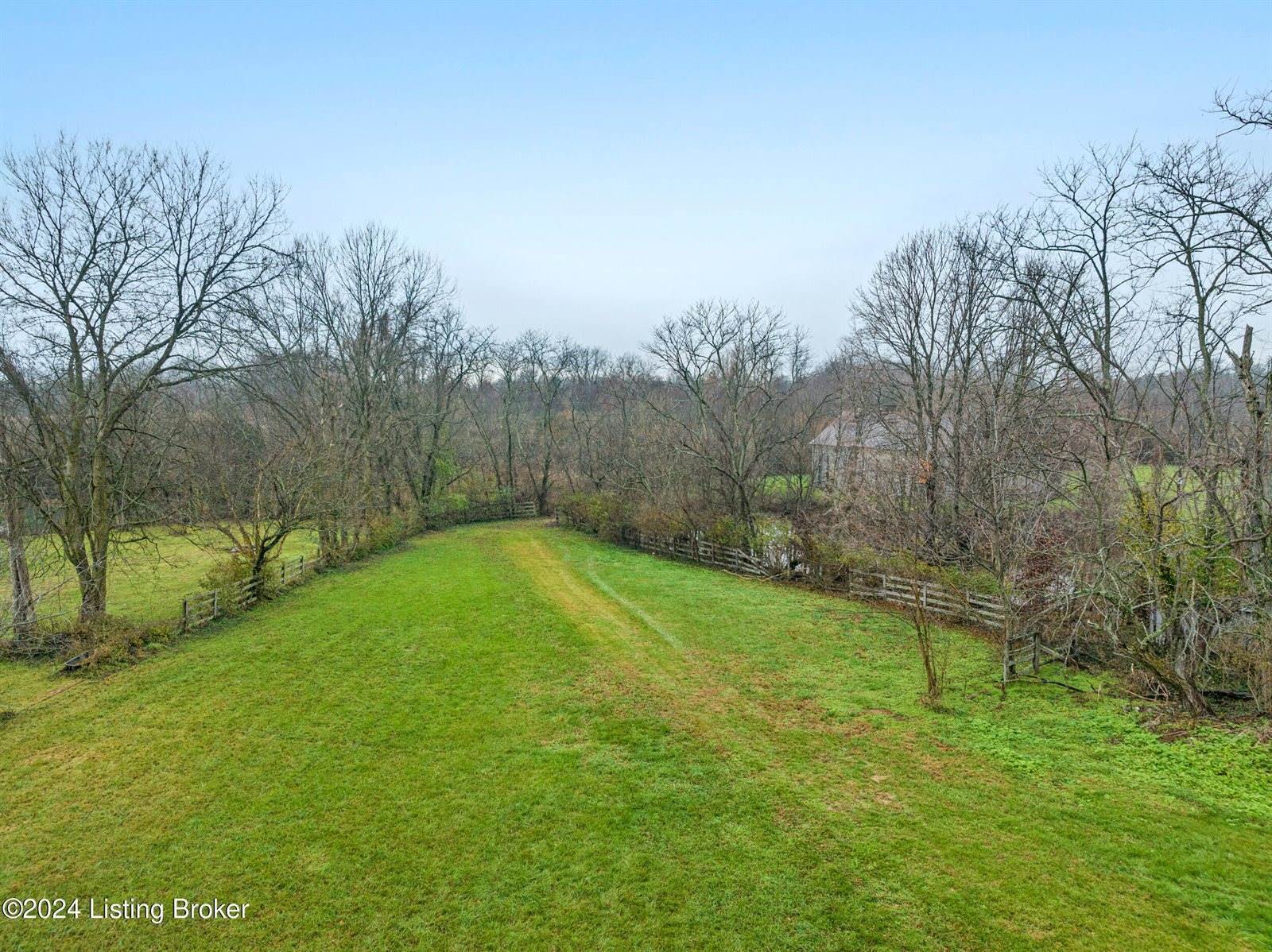 1756 Veechdale Rd, Simpsonville, KY 40067