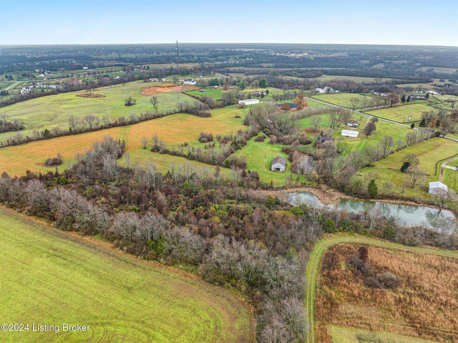 1756 Veechdale Rd, Simpsonville, KY 40067