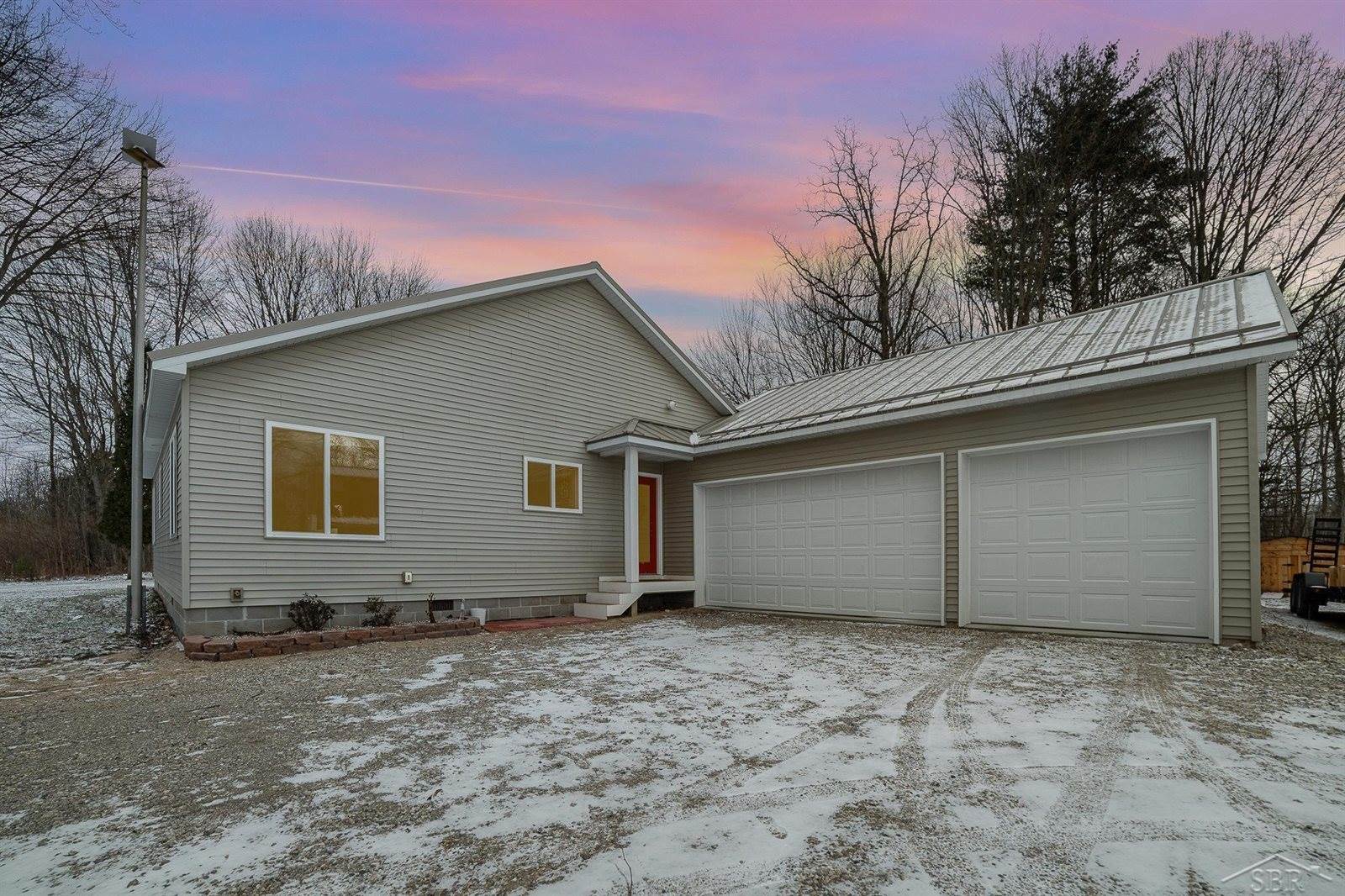 2565 S M 30 Road, Beaverton, MI 48612