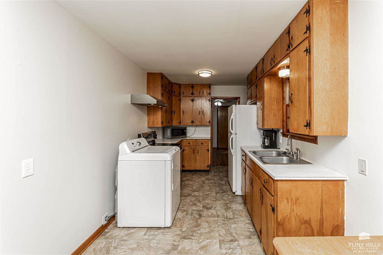 1208 Linda Drive, Junction City, KS 66441