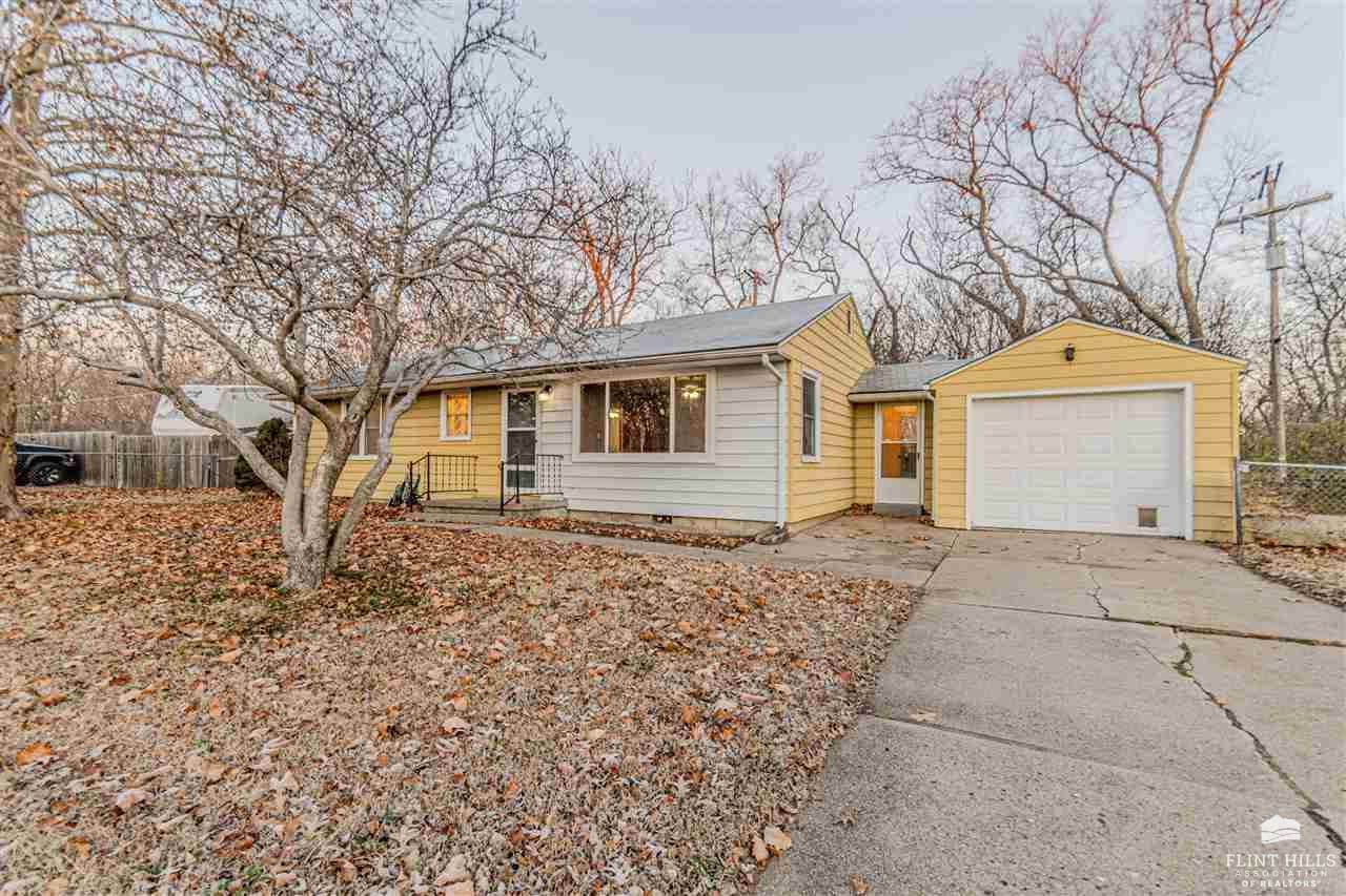 1208 Linda Drive, Junction City, KS 66441