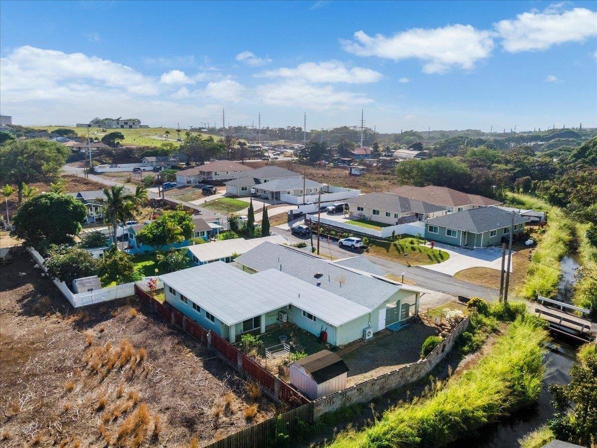 1890 Makahala Pl, Wailuku, HI 96793