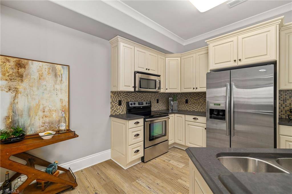 429 Wesley Park Drive, Kernersville, NC 27284