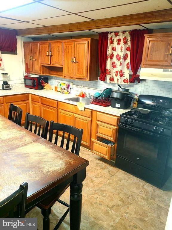 2627 Grogan Avenue, Baltimore, MD 21213