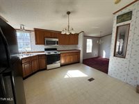 200 Packing House Road, Kingsport, TN 37660