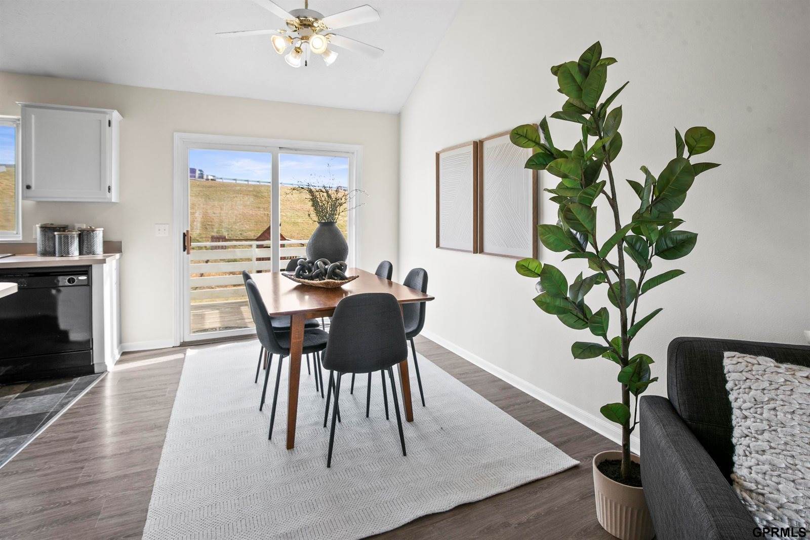 11007 South 17th Street, Bellevue, NE 68123