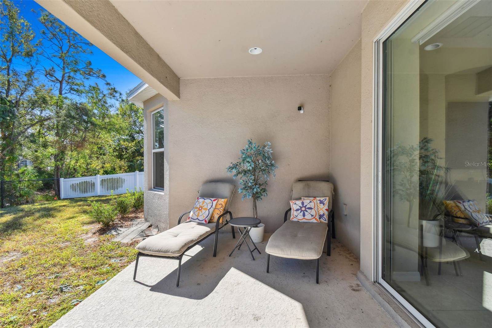 9009 Spruce Creek Circle, Riverview, FL 33578