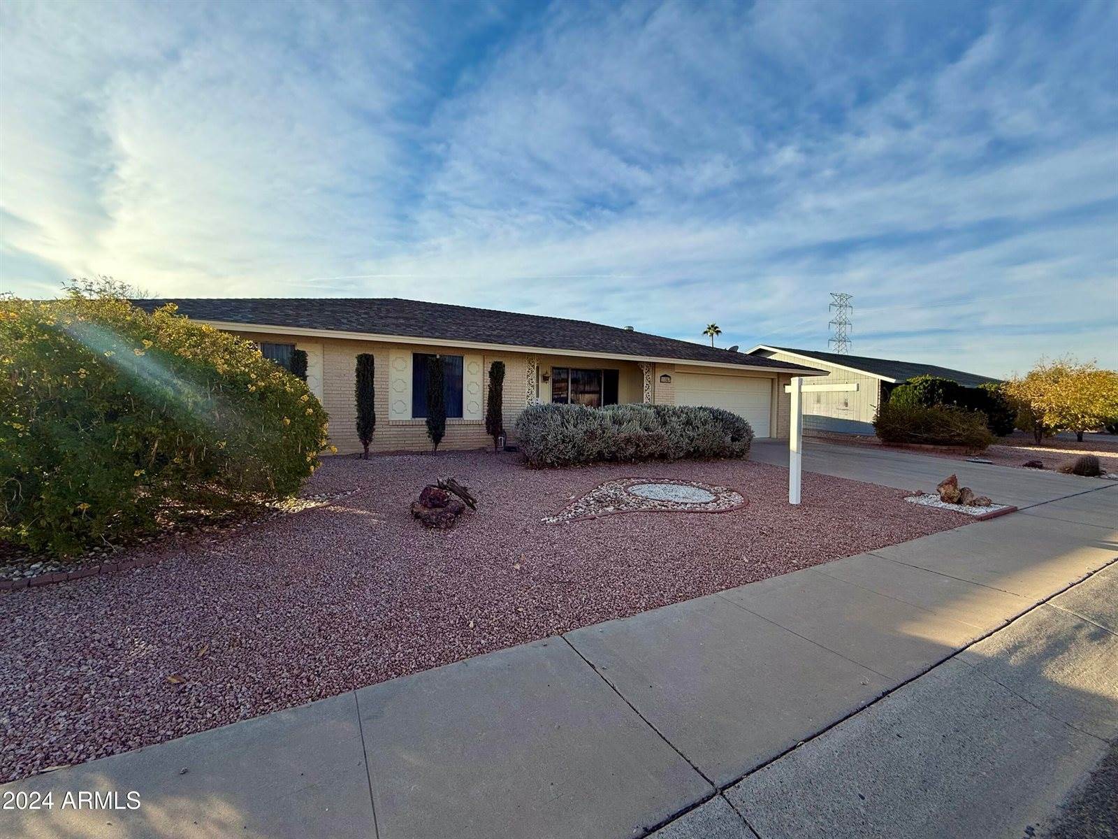 11067 West Oak Ridge Road, Sun City, AZ 85351