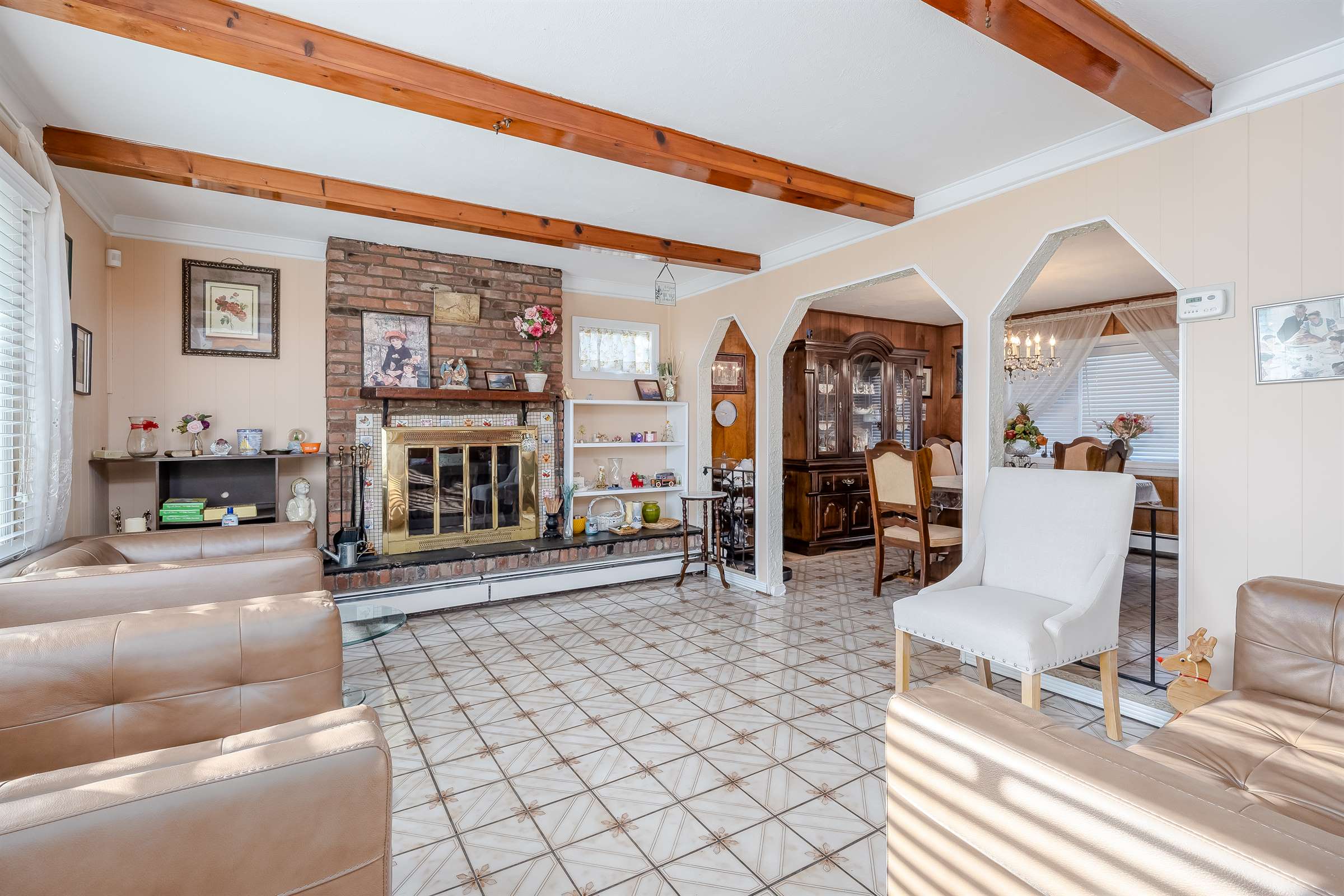 35 Crag Lane, Levittown, NY 11756