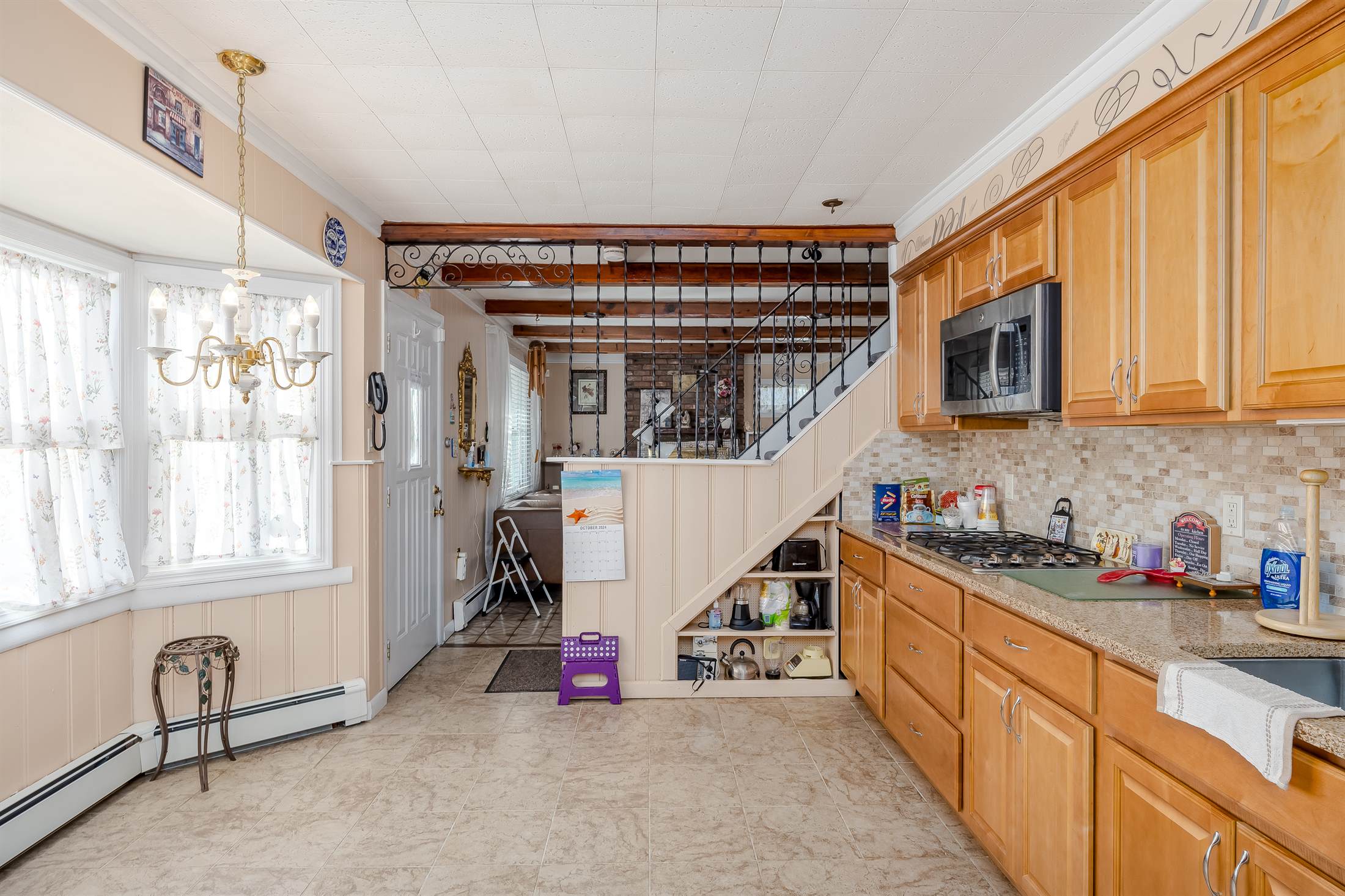 35 Crag Lane, Levittown, NY 11756