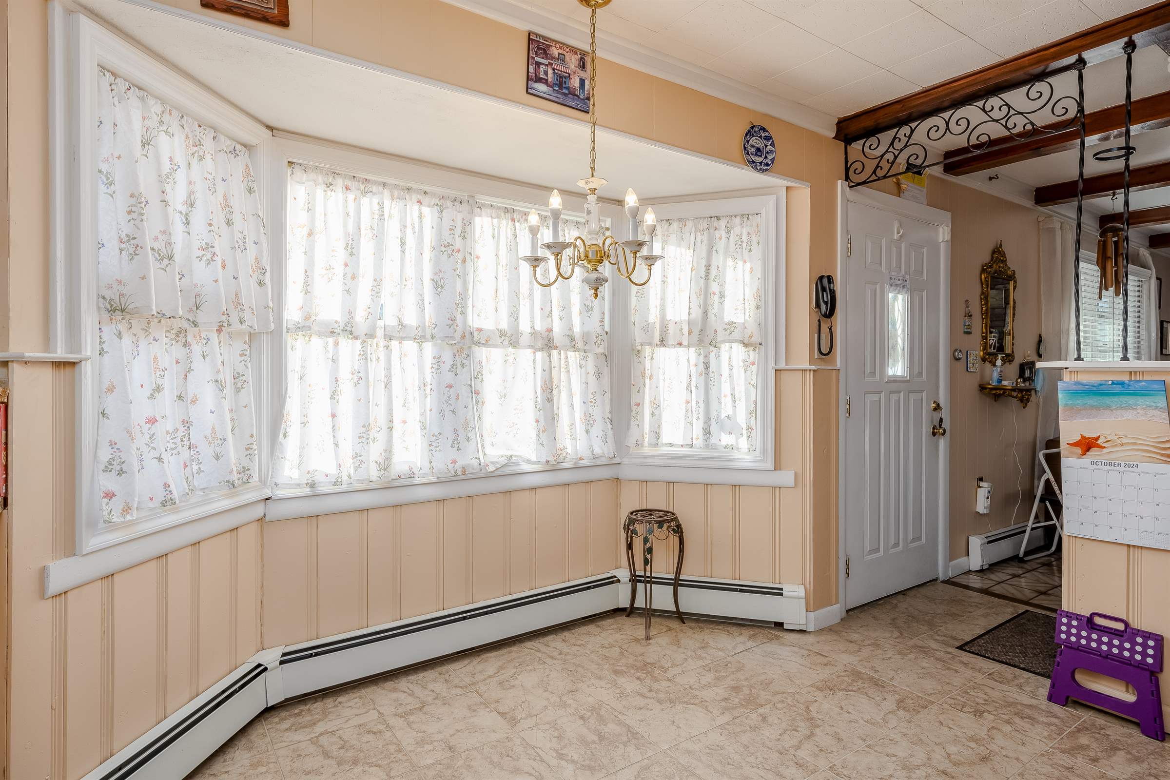 35 Crag Lane, Levittown, NY 11756