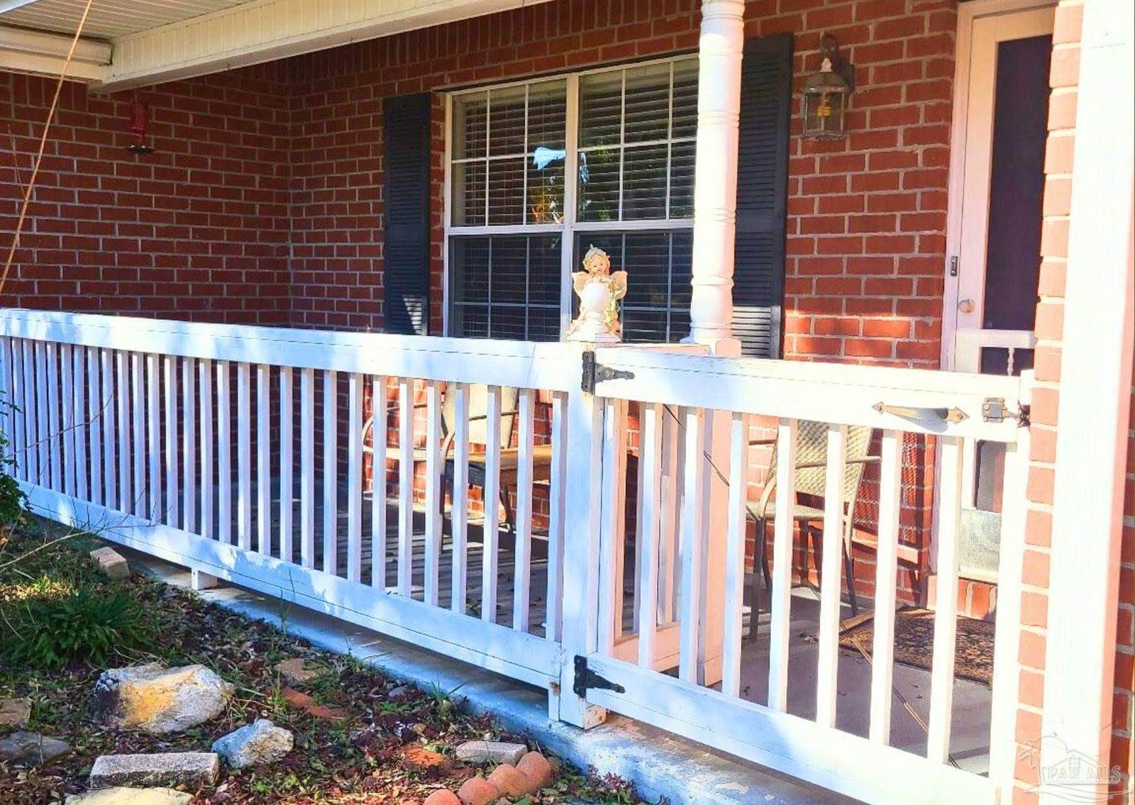 6520 Eagle Crest Dr, Milton, FL 32570