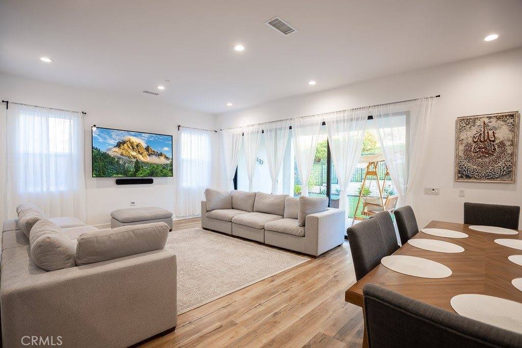 18808 Annmae Place, Saugus, CA 91350