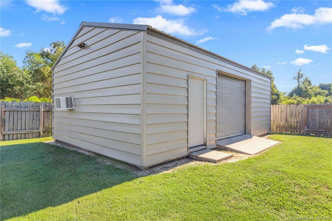 711 Cash Street, Westlake, LA 70669