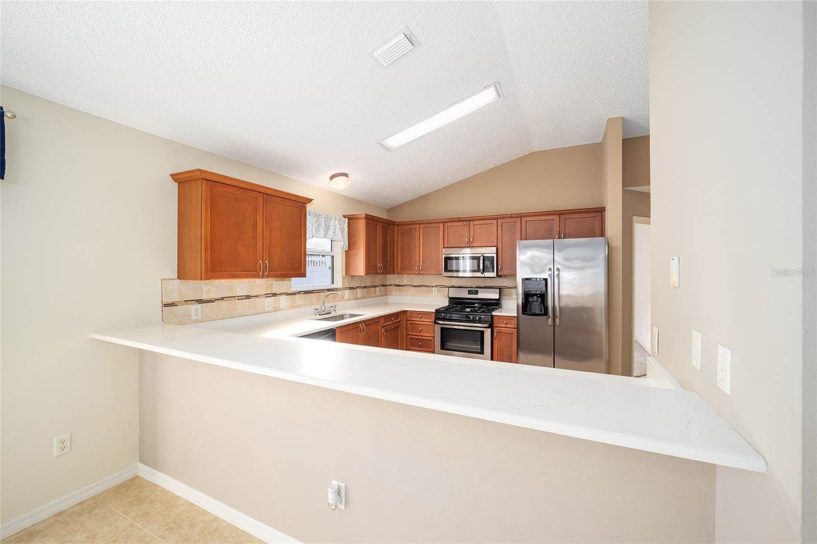 8827 SE 168th Tailfer Street, The Villages, FL 32162