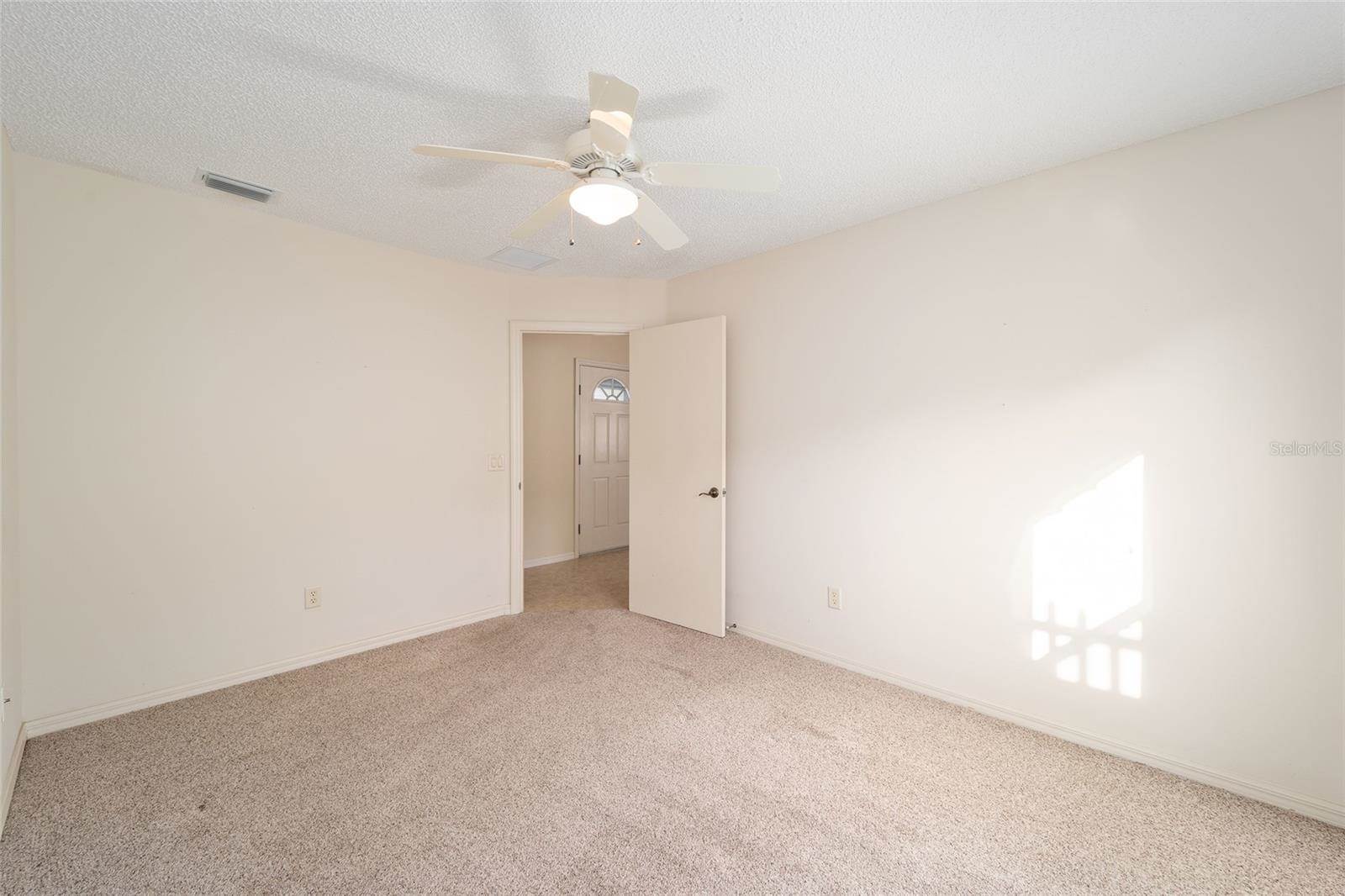 8827 SE 168th Tailfer Street, The Villages, FL 32162