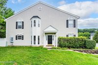 11 Hampton Place, East Brunswick, NJ 08816