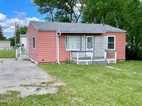 302 Grove Street, Lignite, ND 58752