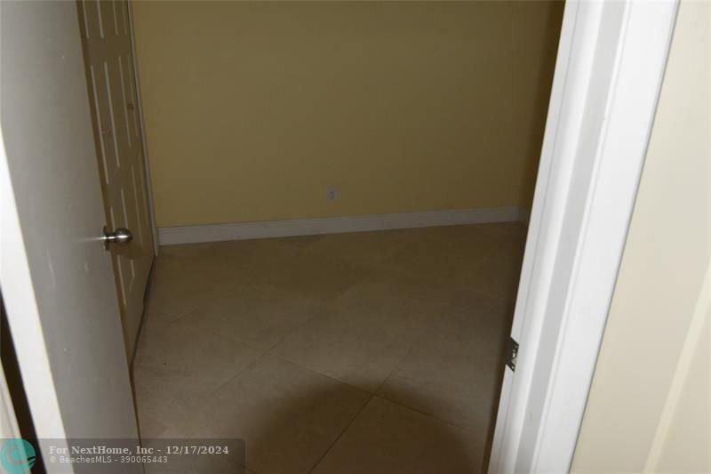 10120 Sunrise Lakes Blvd 405, #405, Sunrise, FL 33322