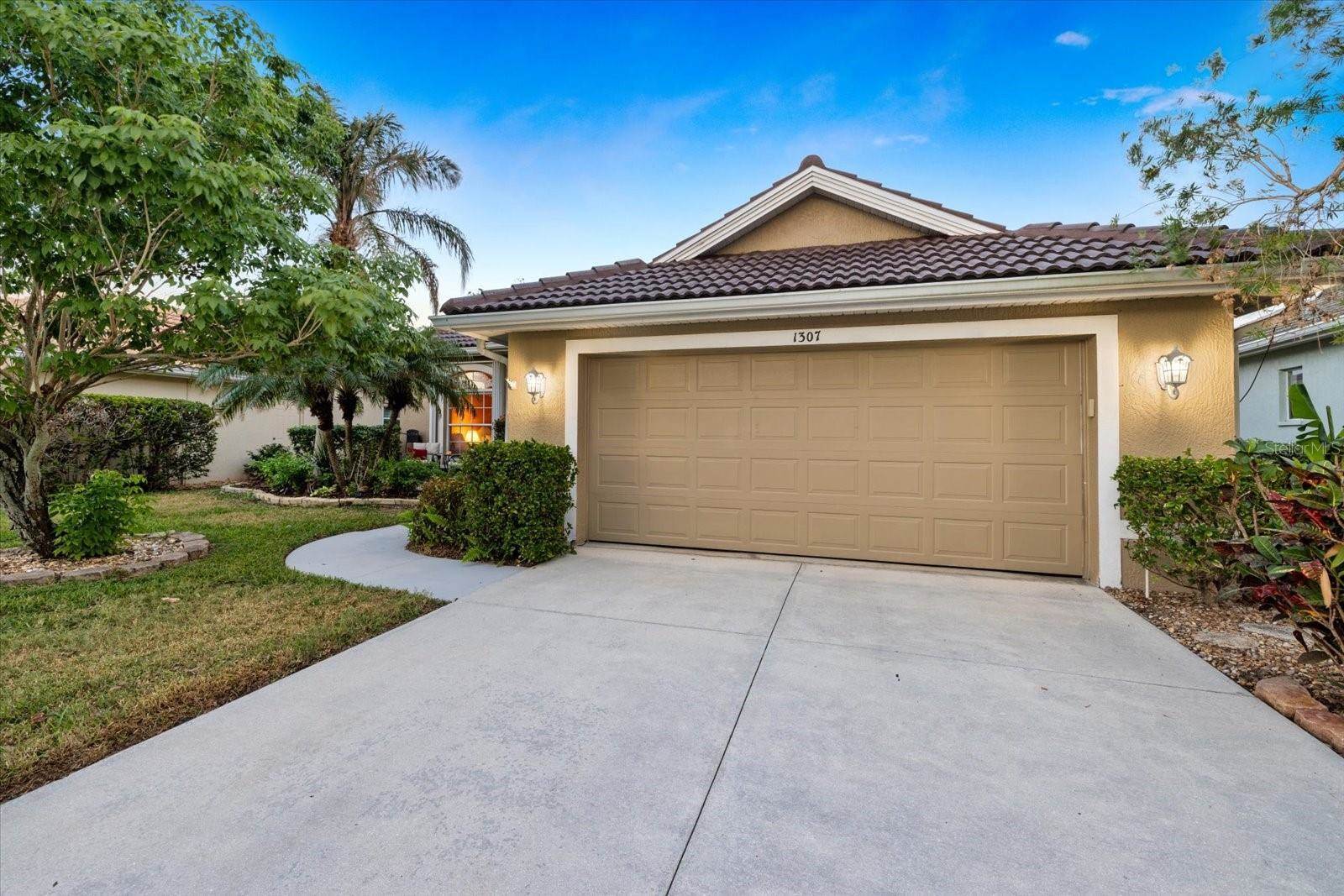 1307 Highland Greens Drive, Venice, FL 34285