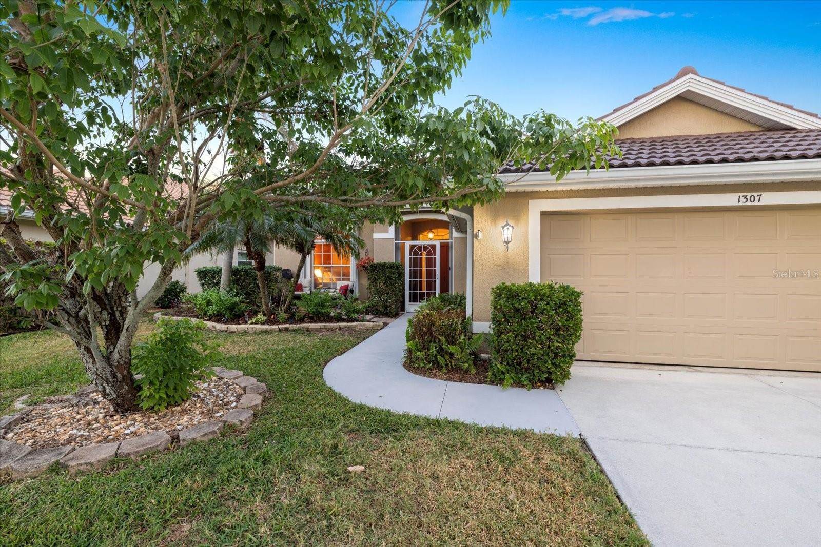 1307 Highland Greens Drive, Venice, FL 34285