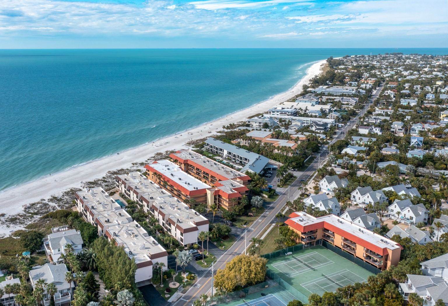 6006 Gulf Drive, #207, Holmes Beach, FL 34217