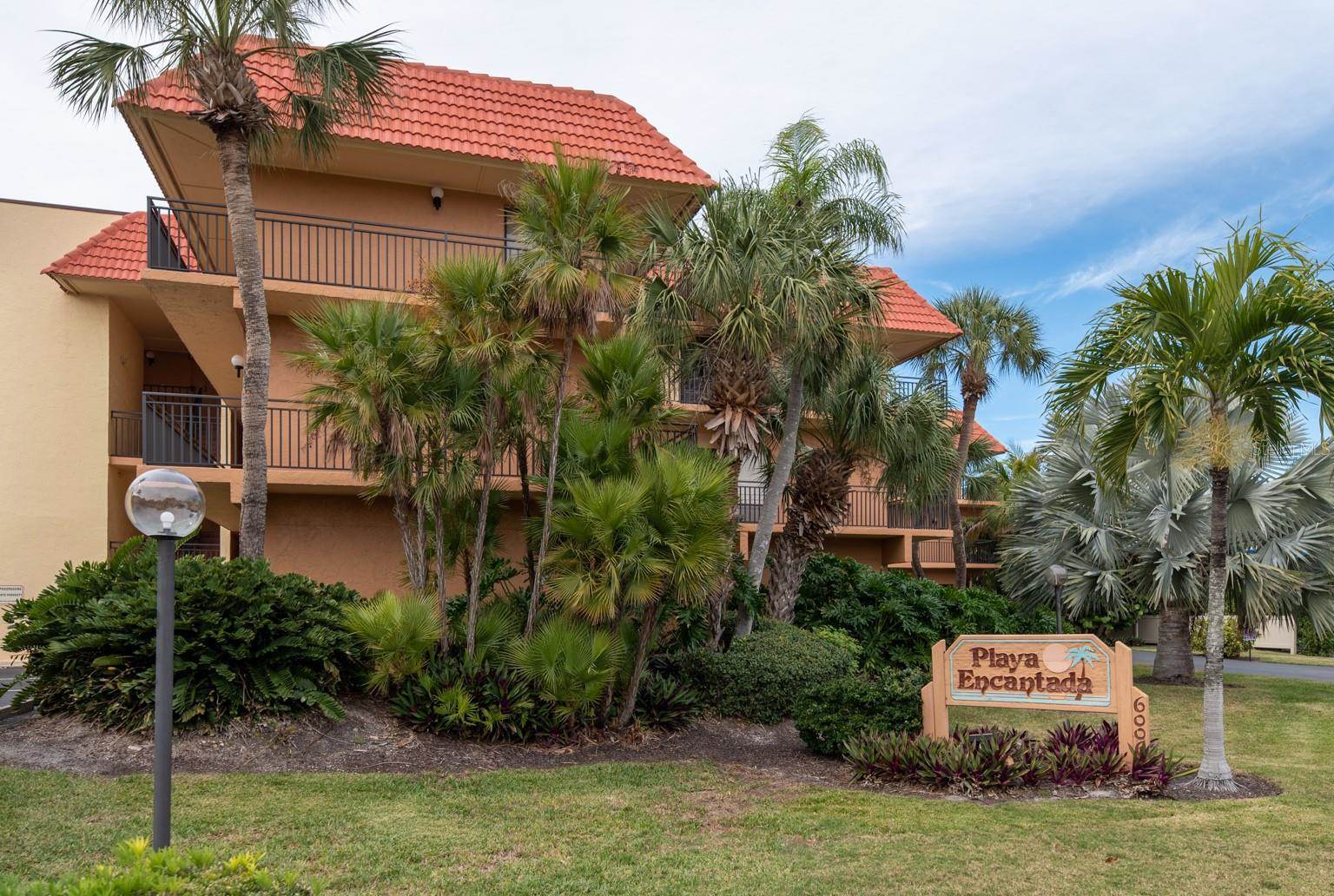 6006 Gulf Drive, #207, Holmes Beach, FL 34217