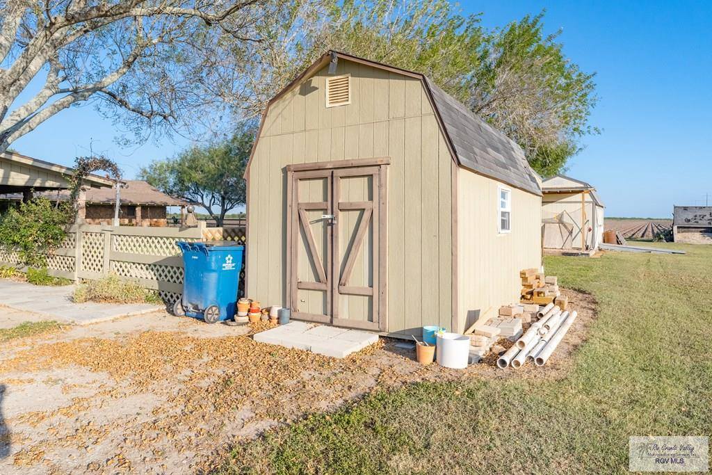 33145 Ohio Station Rd, San Benito, TX 78586