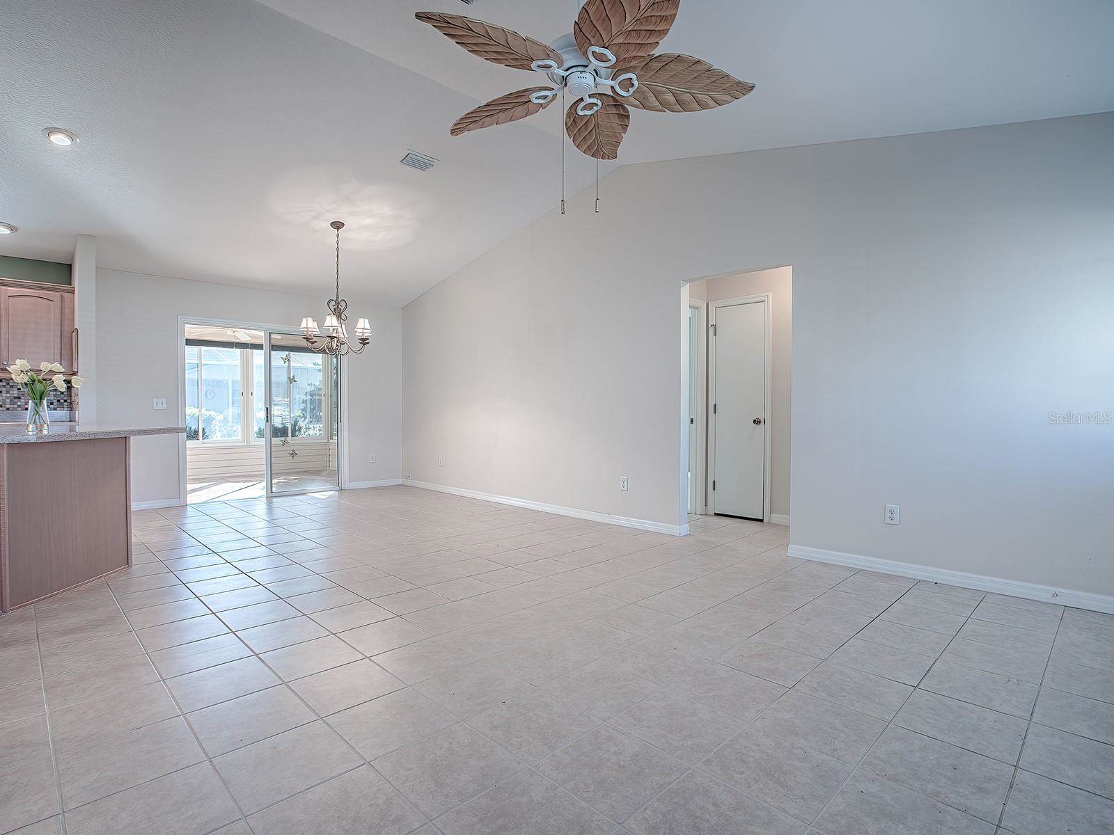 941 Eastmont Court, The Villages, FL 32162