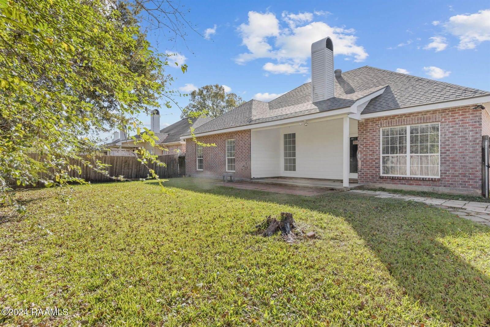 242 Shadowbrush Bend, Lafayette, LA 70506