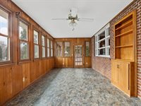 Listing Photo 11
