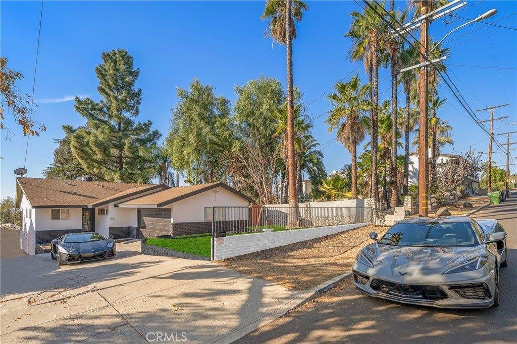 10231 Fairgrove Avenue, Tujunga, CA 91042