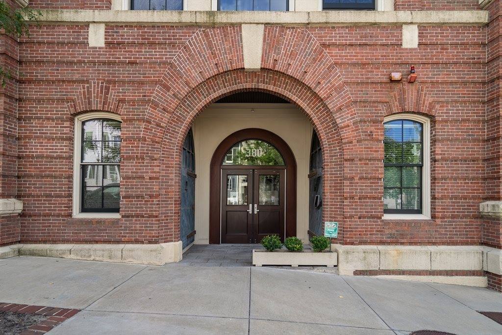 374-398 Bunker Hill St, Boston, MA 02129