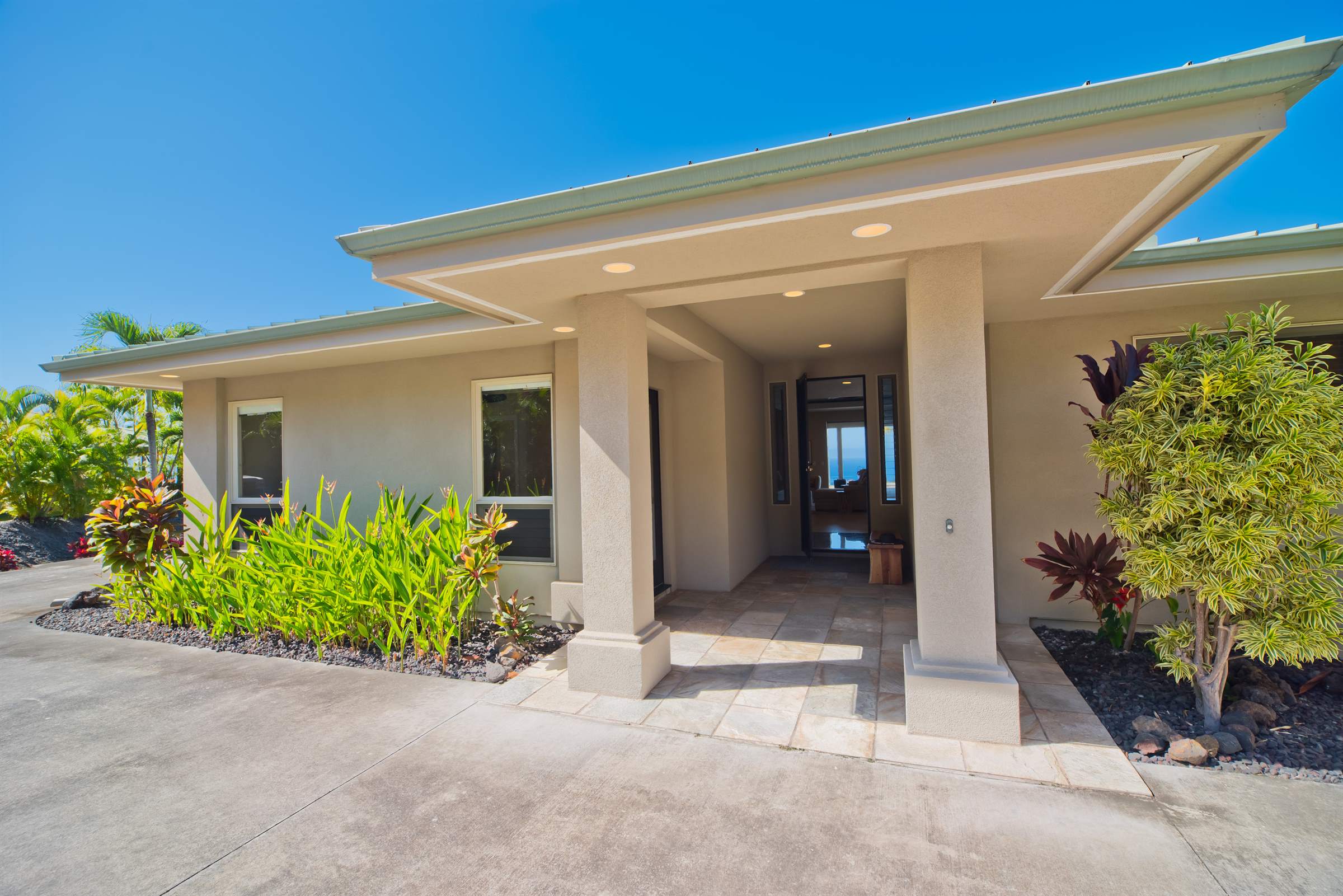 75-655 Pualena St, Kailua Kona, HI 96740