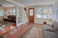 165 21ST Avenue NE, Saint Petersburg, FL 33704