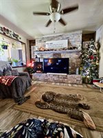 112 Herring St, Leesville, LA 71446