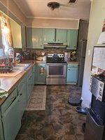 112 Herring St, Leesville, LA 71446