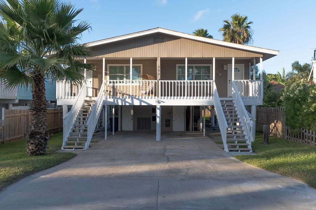 208 West Gardenia St, South Padre Island, TX 78597