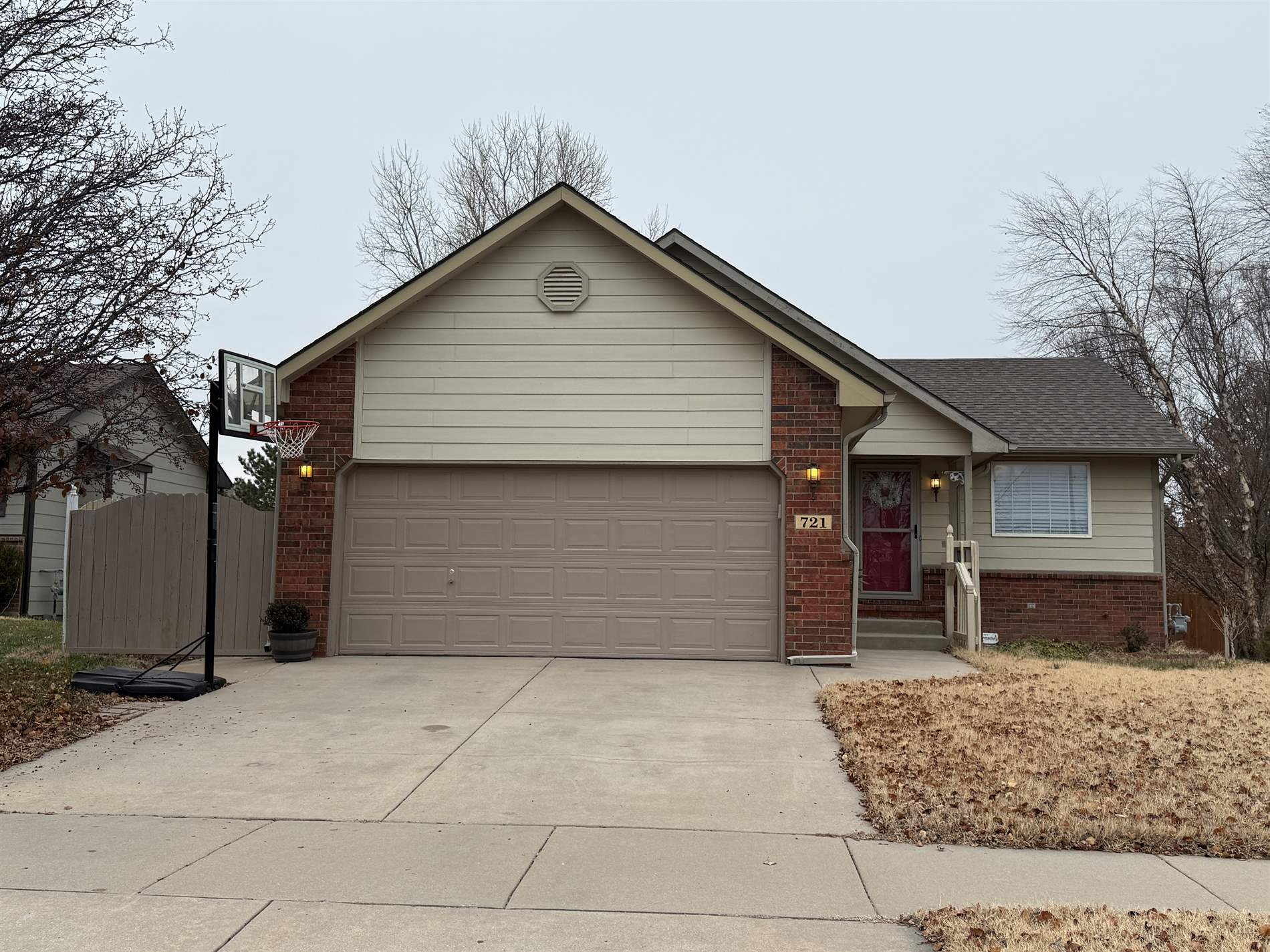 721 S Westview Circle, Andover, KS 67002