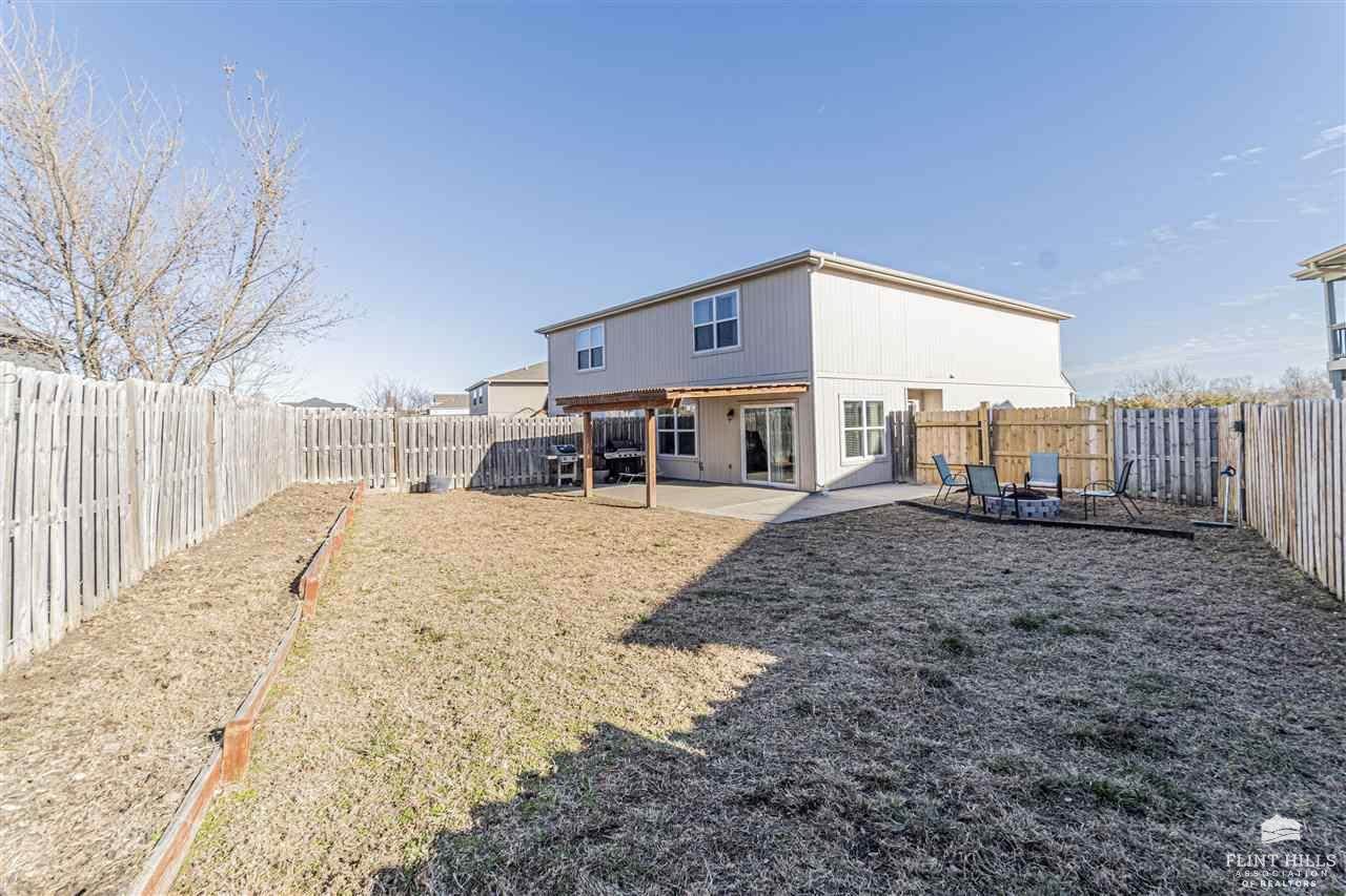 1706 Sutter Woods Road, Junction City, KS 66441