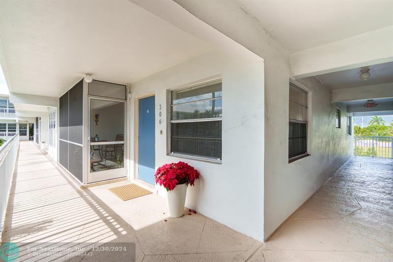 1150 NW 30th Ct #206, Wilton Manors, FL 33311