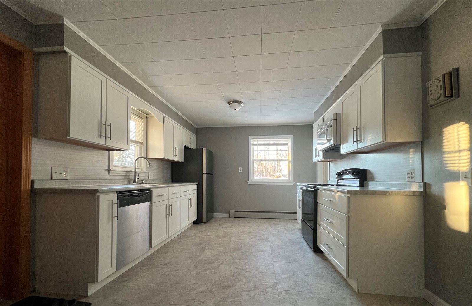 78 Hillview Avenue, Houlton, ME 04730