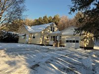 78 Hillview Avenue, Houlton, ME 04730