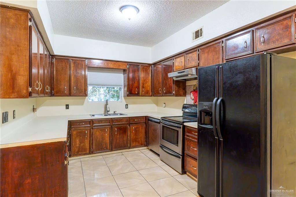 801 North 16th Street, McAllen, TX 78501