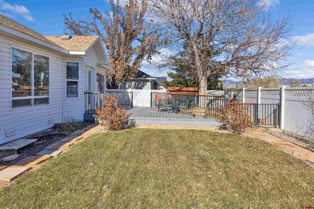 2525 Glen Haven Drive, Montrose, CO 81401