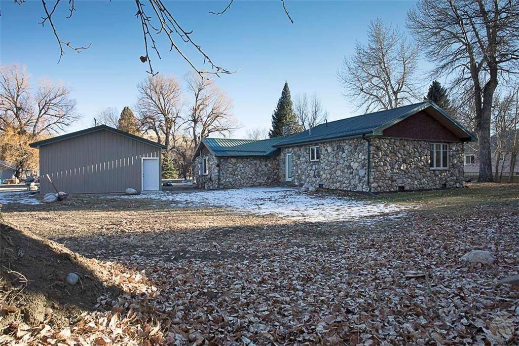 116 South Brook Avenue, Absarokee, MT 59001